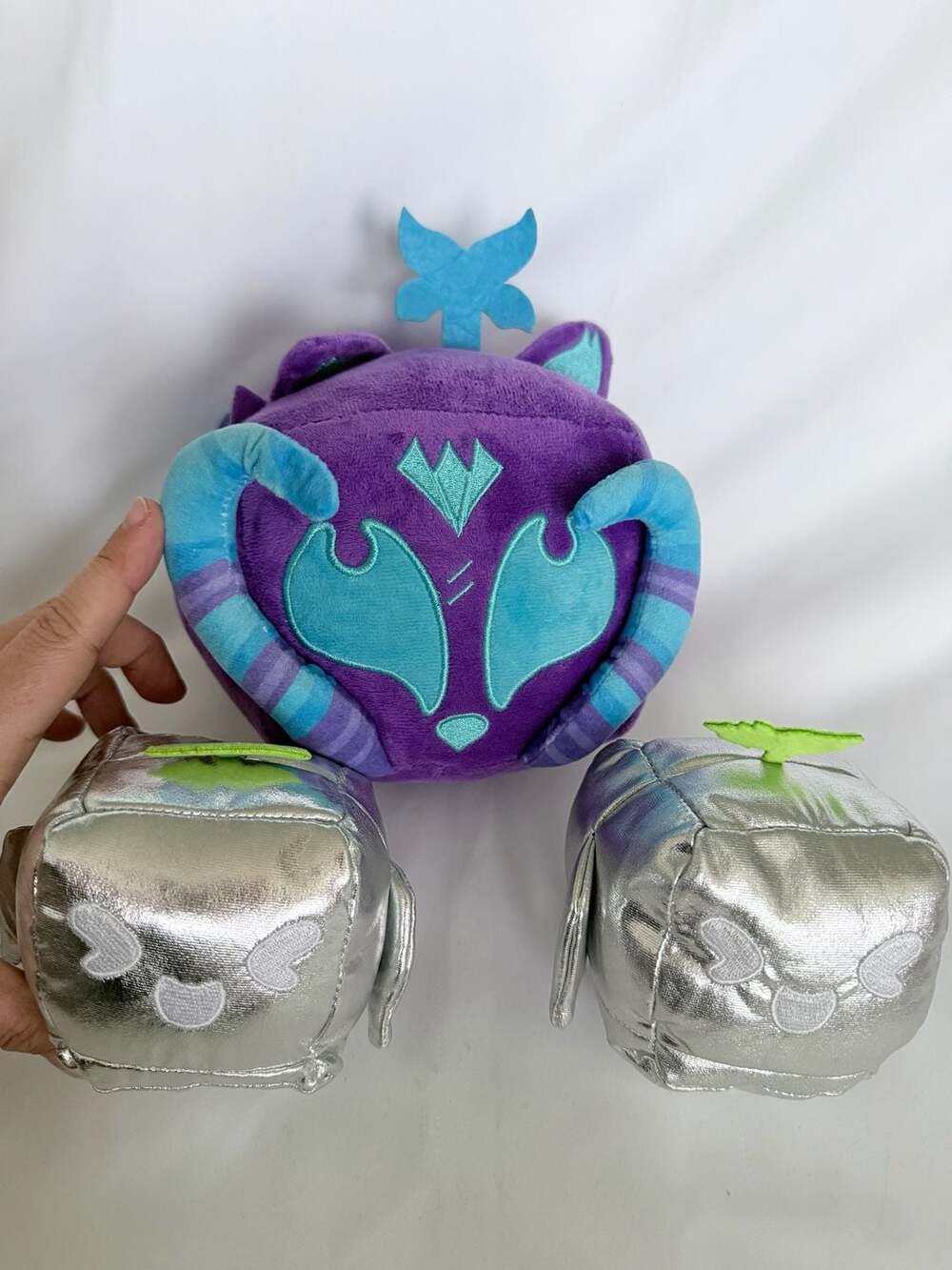 BLOX FRUITS Kitsune Huge Plush with 2 Small Silver Metallic Fruit Box Plush Toys